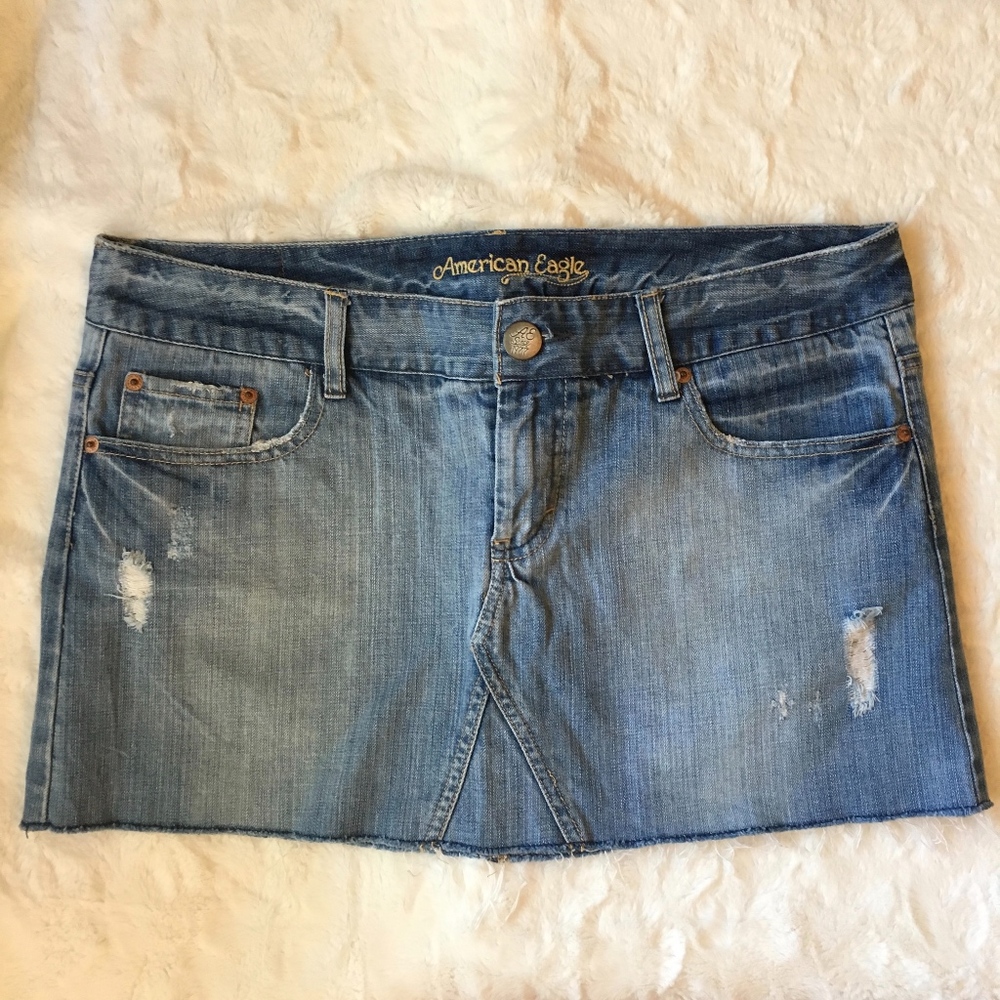 American Eagle Denim Mini Skirt 12 Light Distresse